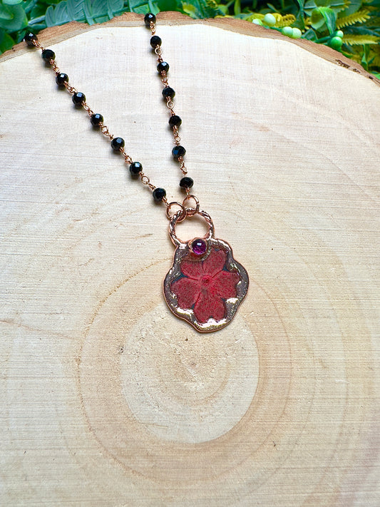 Lumira- Garnet and Flower Necklace