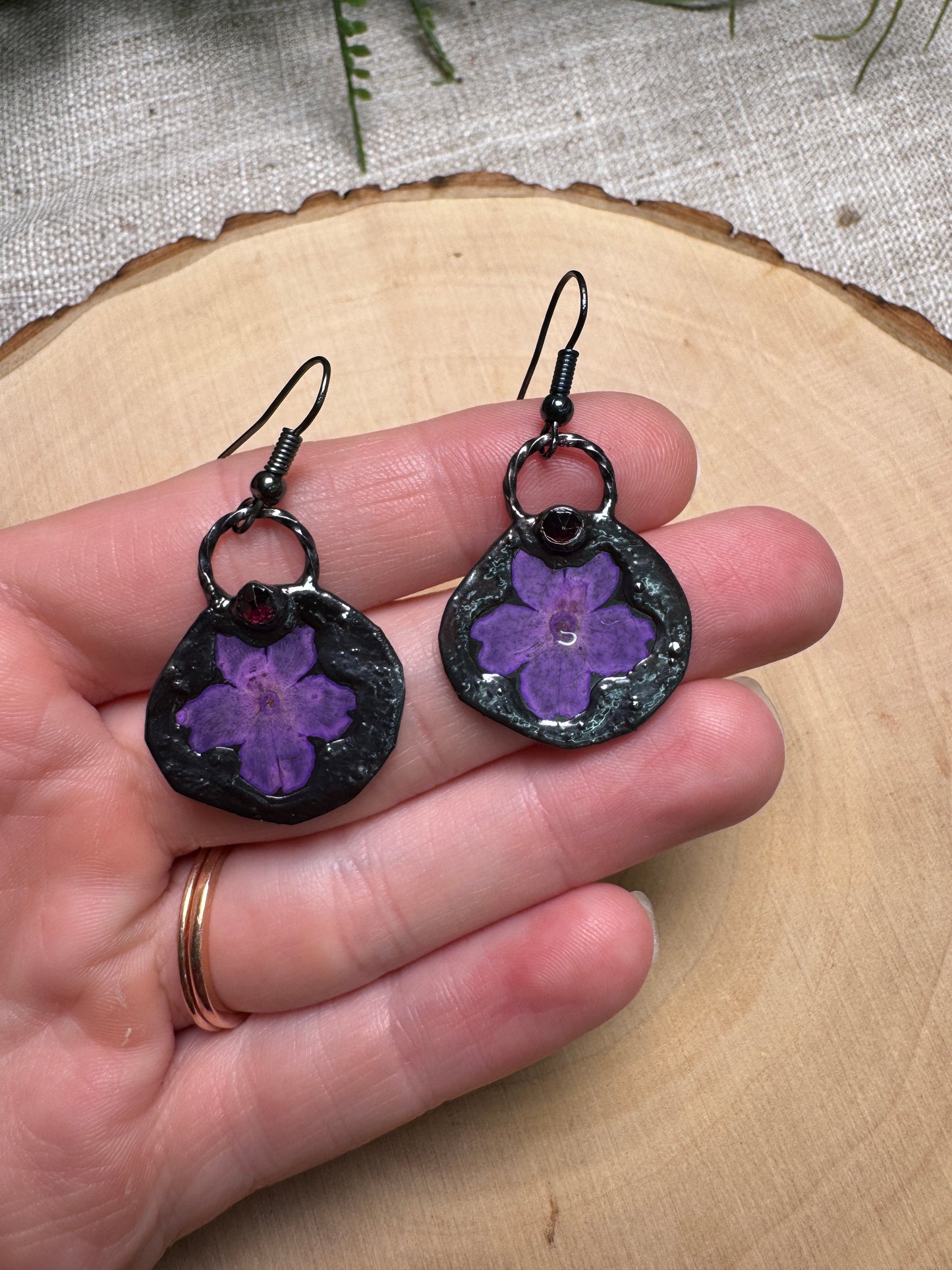 Glimmerdawn- Garnet and Flower Earrings