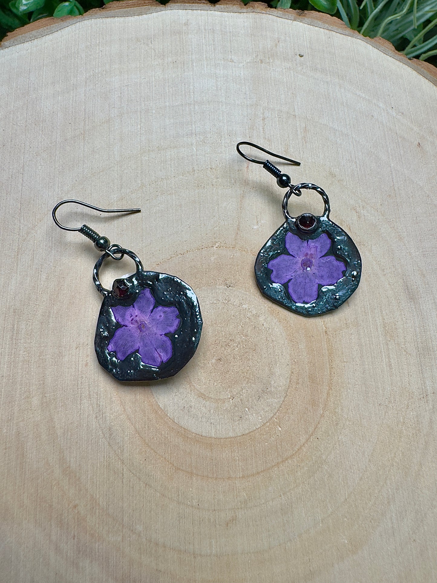 Glimmerdawn- Garnet and Flower Earrings