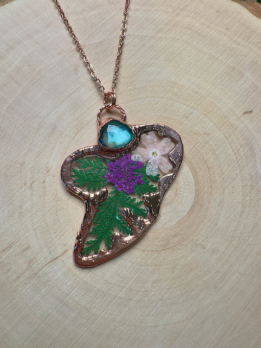 Dahlindra- Labradorite and Flower Necklace