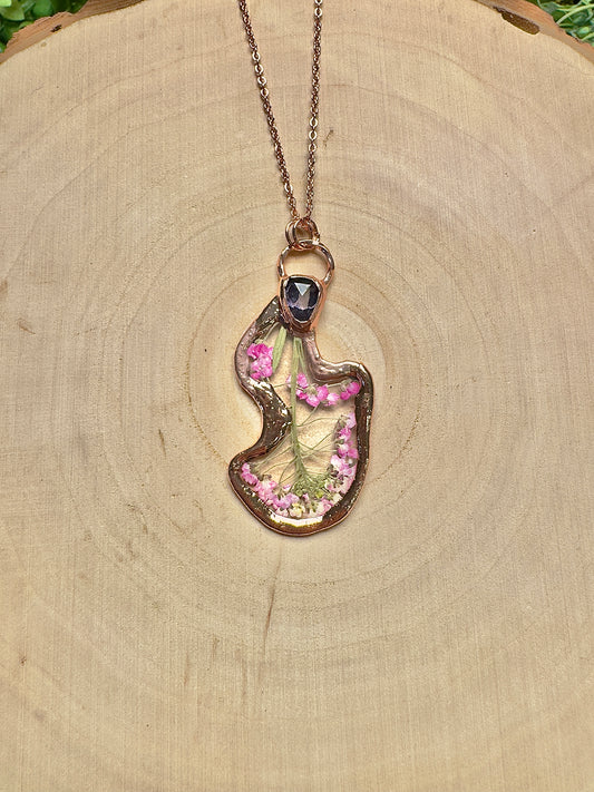 Gardenia- Amethyst and Flower Necklace