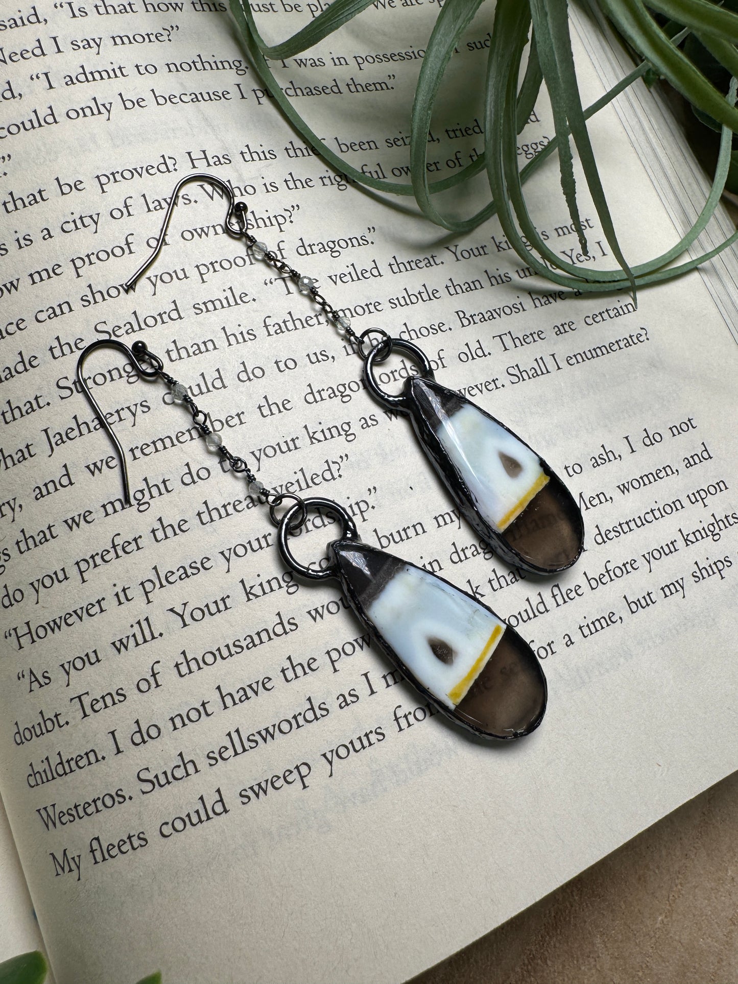 Agate and Quartz Dangle Earrings