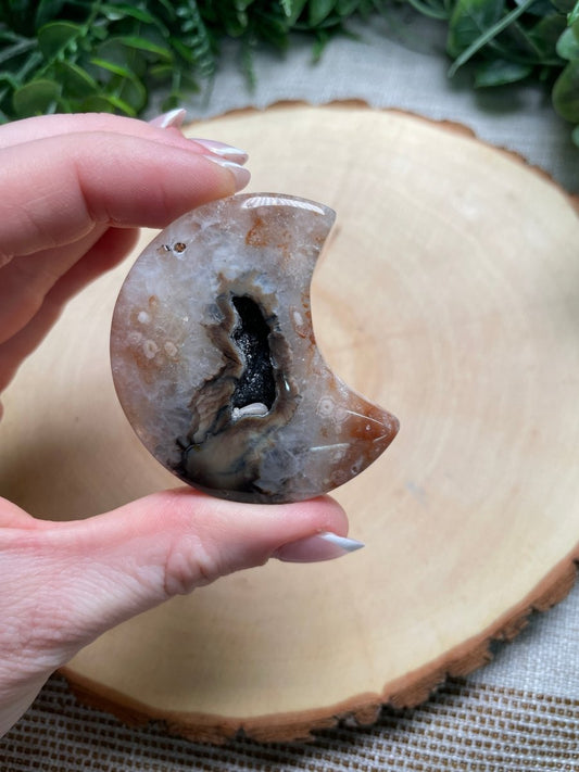 Agate Moon | Copper Ashes