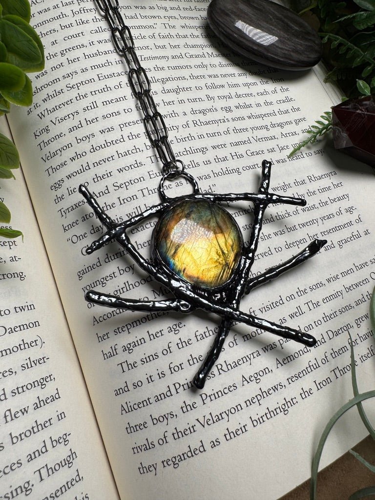 Agatha - Labradorite and Stick Necklace | Copper Ashes