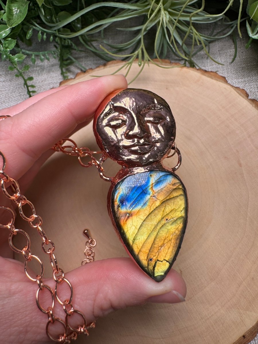 Ashley - Labradorite Goddess Necklace | Copper Ashes