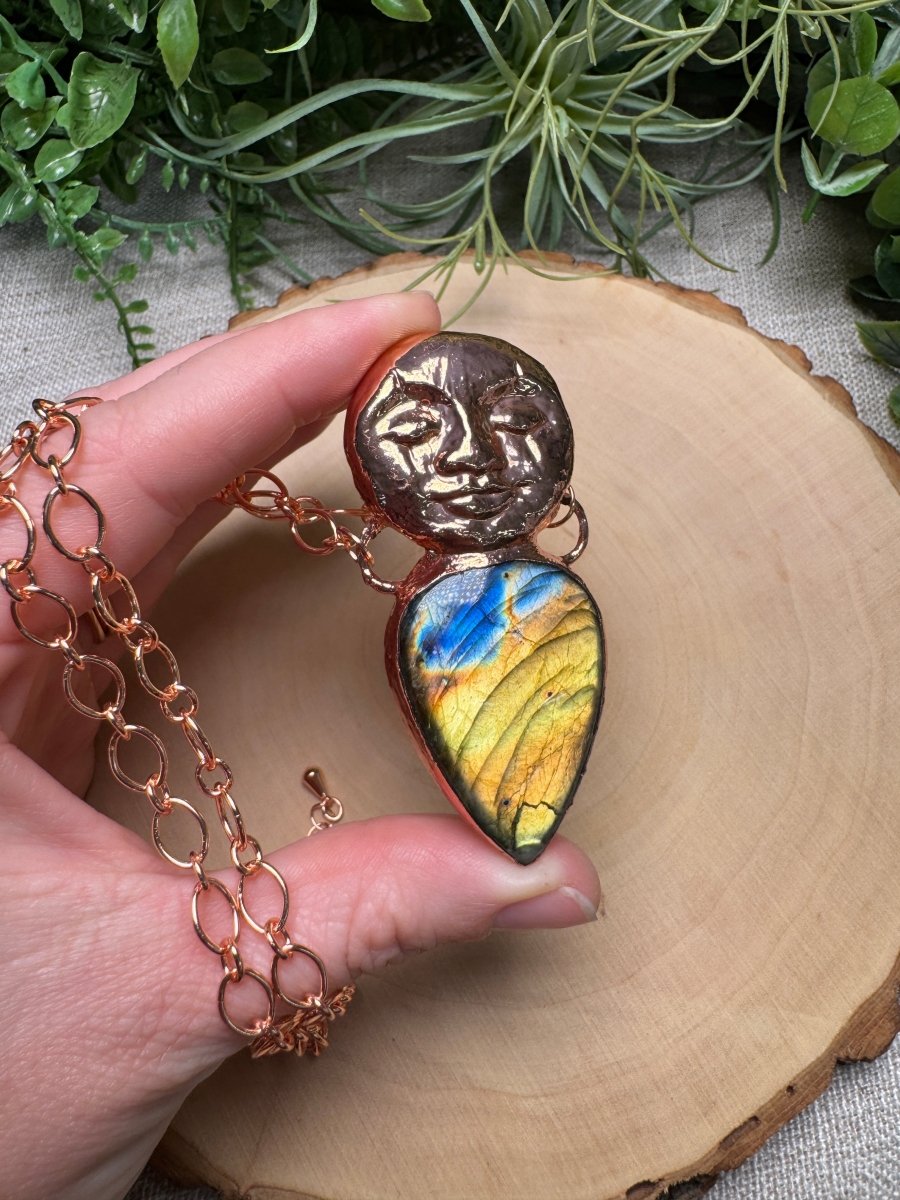 Ashley - Labradorite Goddess Necklace | Copper Ashes