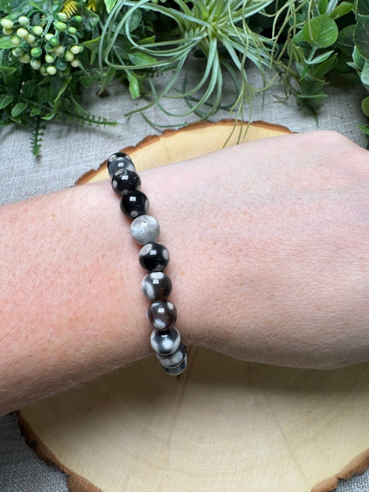 Black Flower Agate 8mm Beaded Bracelet | Copper Ashes