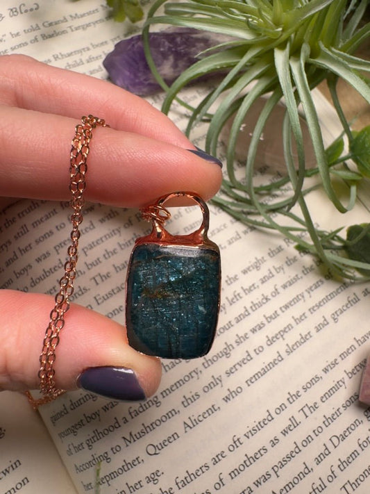 Blue Apatite Necklace | Copper Ashes