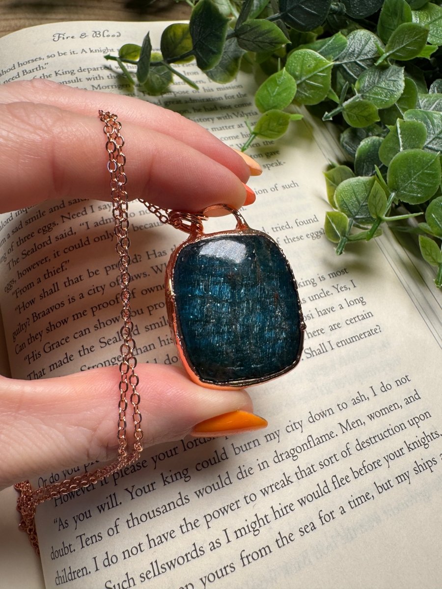 Blue Apatite Necklace | Copper Ashes