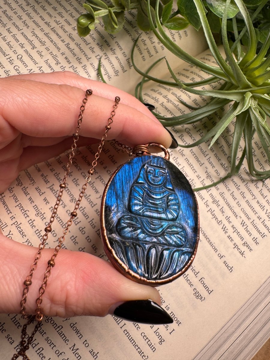 Buddha Labradorite Necklace | Copper Ashes