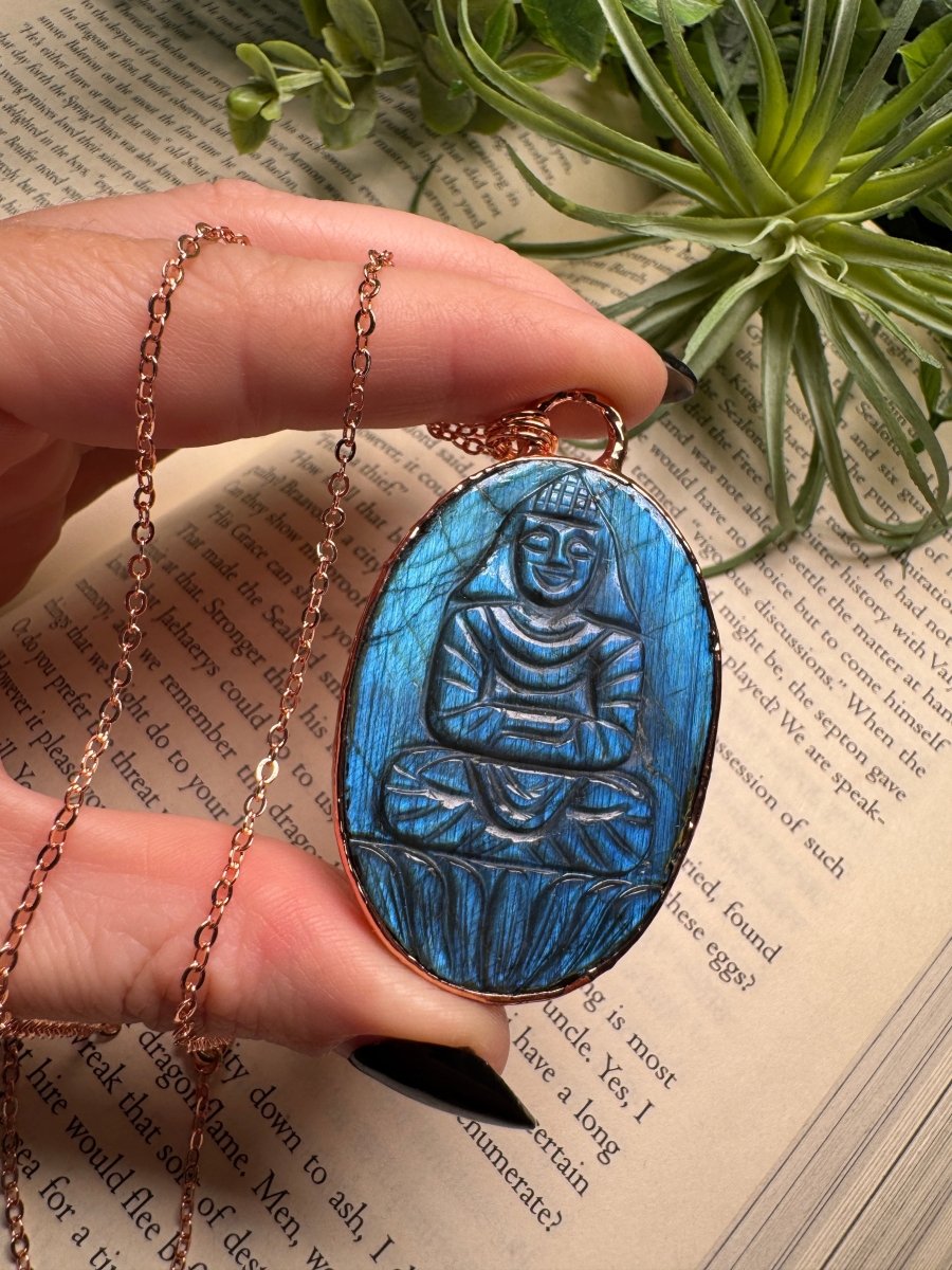 Buddha Labradorite Necklace | Copper Ashes