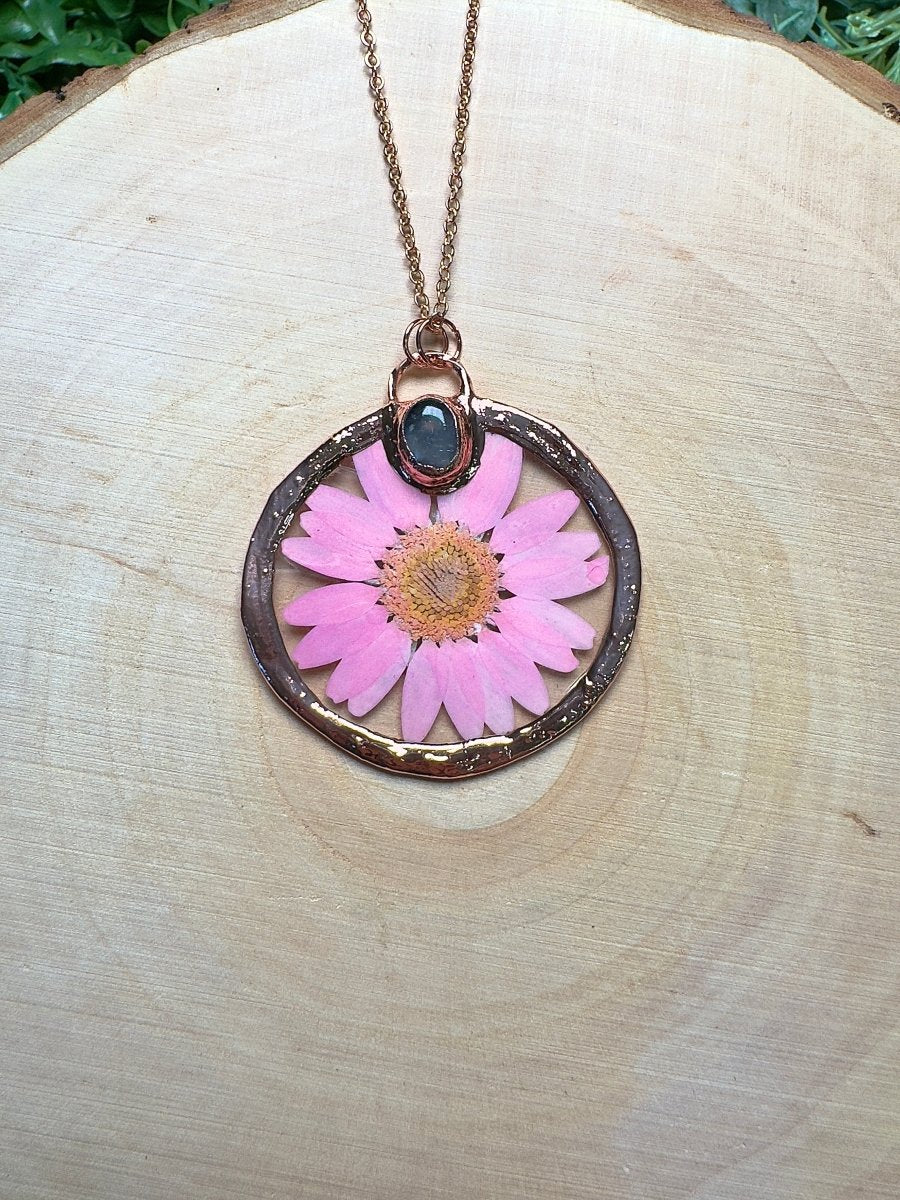 Camellisse - Rose Quartz and Flower Necklace | Copper Ashes