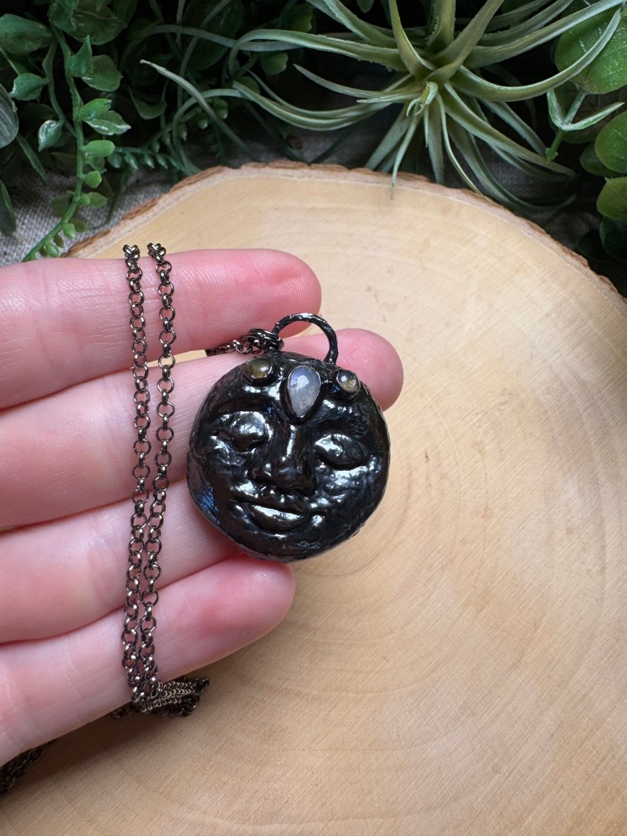 Chris - Moonstone and Labradorite Goddess Necklace | Copper Ashes