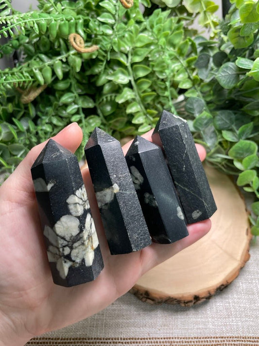 Chrysanthemum Agate Tower | Copper Ashes