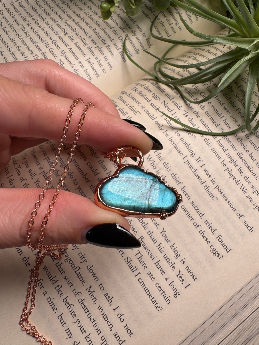 Cloud Labradorite Necklace | Copper Ashes