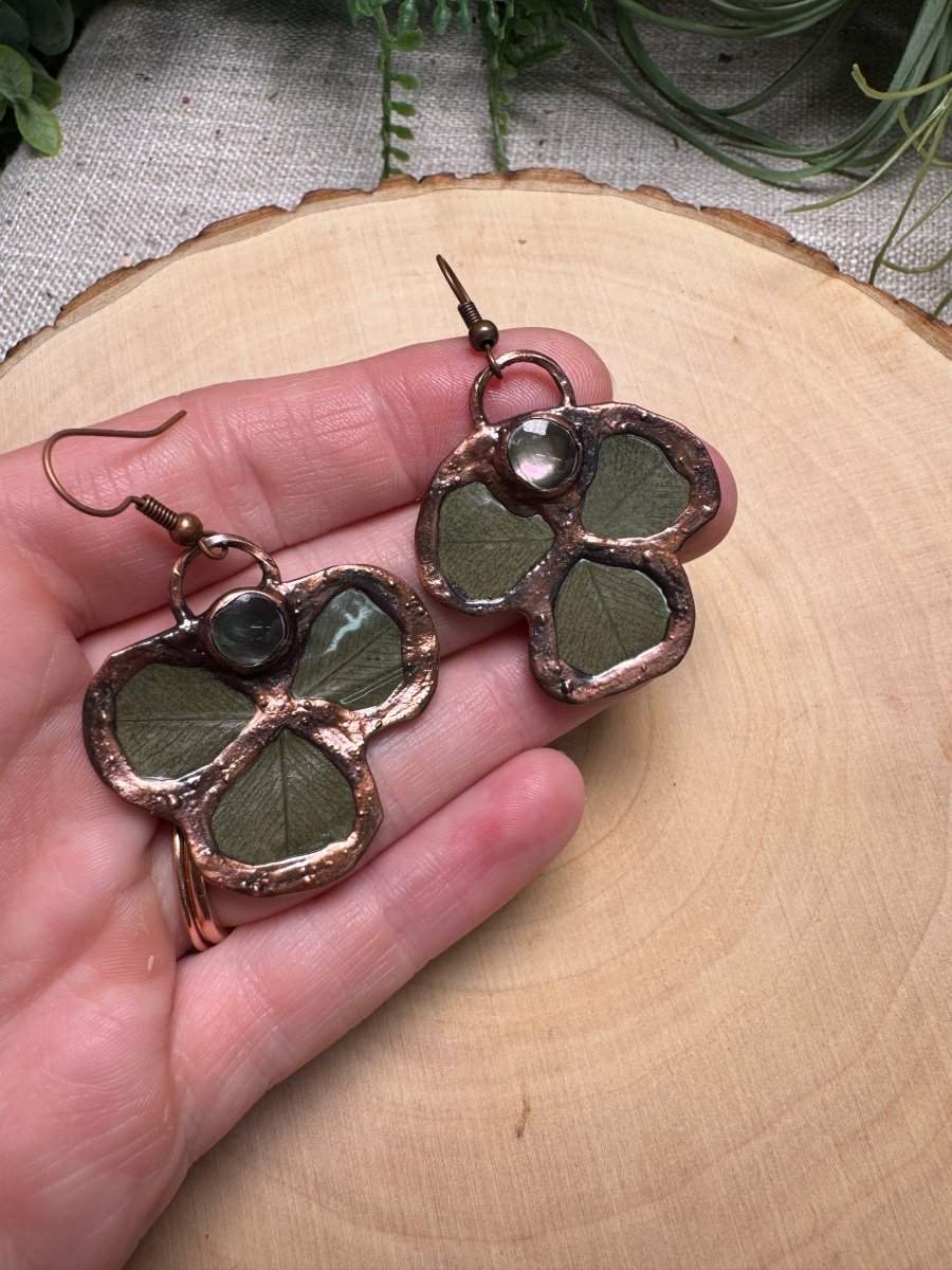 Clove - Shell and Clover Earrings | Copper Ashes