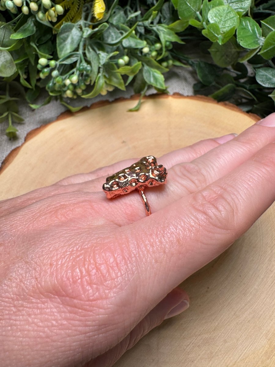 Coral Ring Size 7 | Copper Ashes