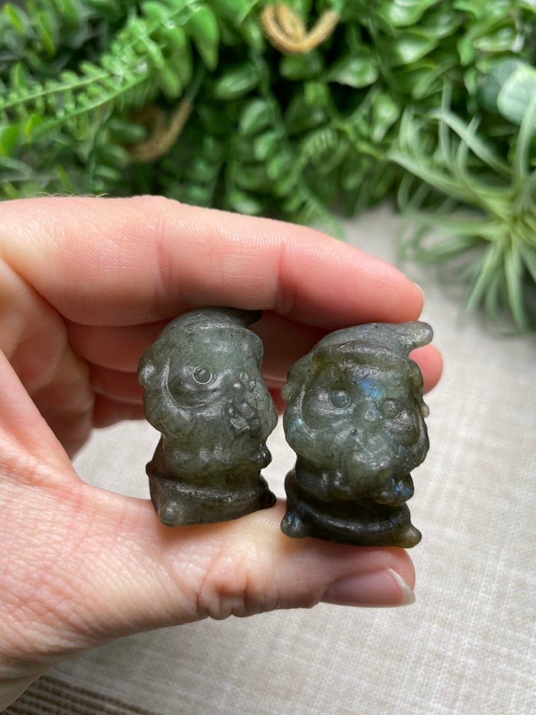 Crystal Gnome with a Gift | Copper Ashes