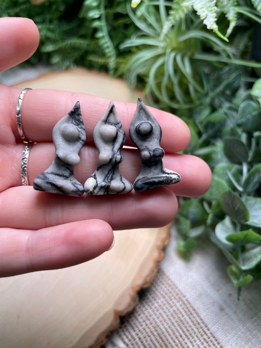 Crystal Goddess | Copper Ashes