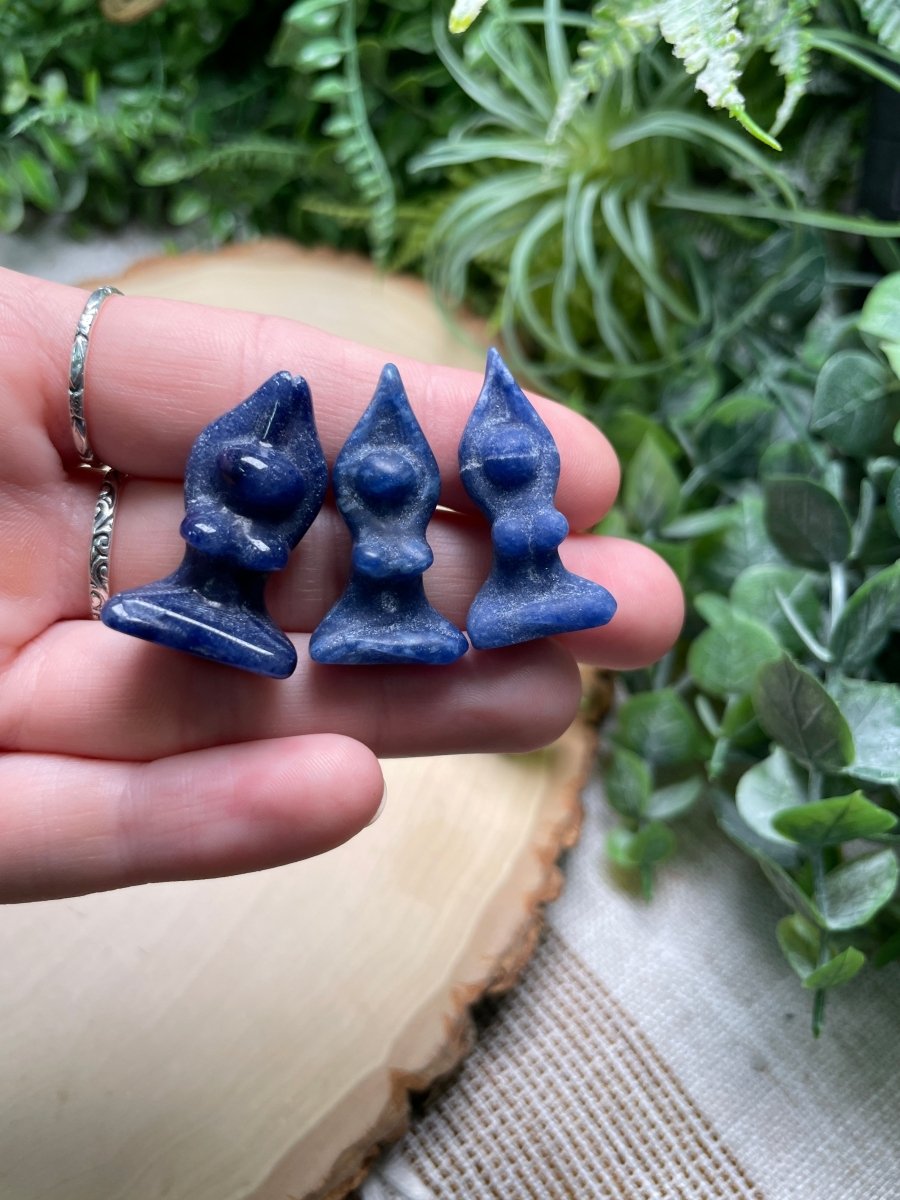 Crystal Goddess | Copper Ashes