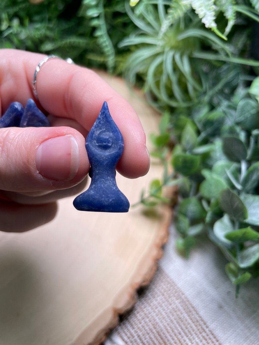 Crystal Goddess | Copper Ashes