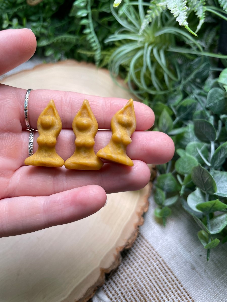 Crystal Goddess | Copper Ashes