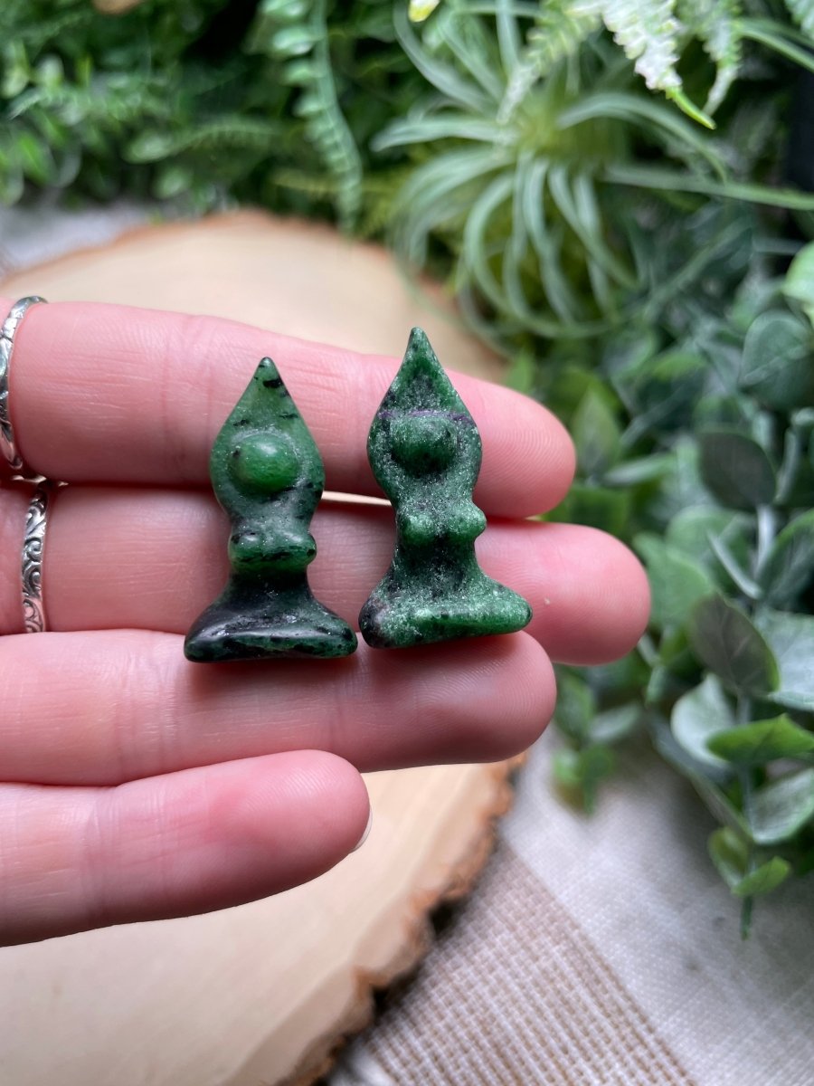 Crystal Goddess | Copper Ashes