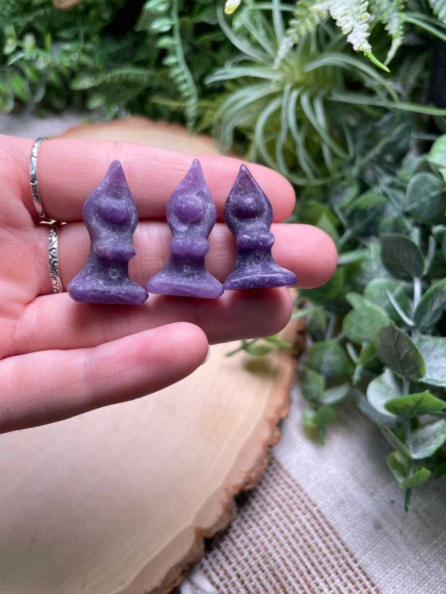 Crystal Goddess | Copper Ashes