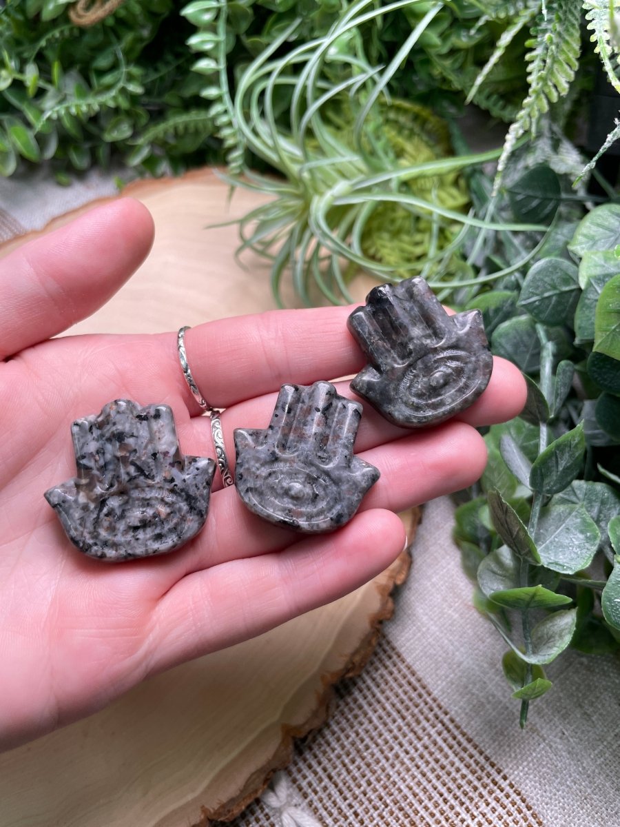 Crystal Hamsa | Copper Ashes