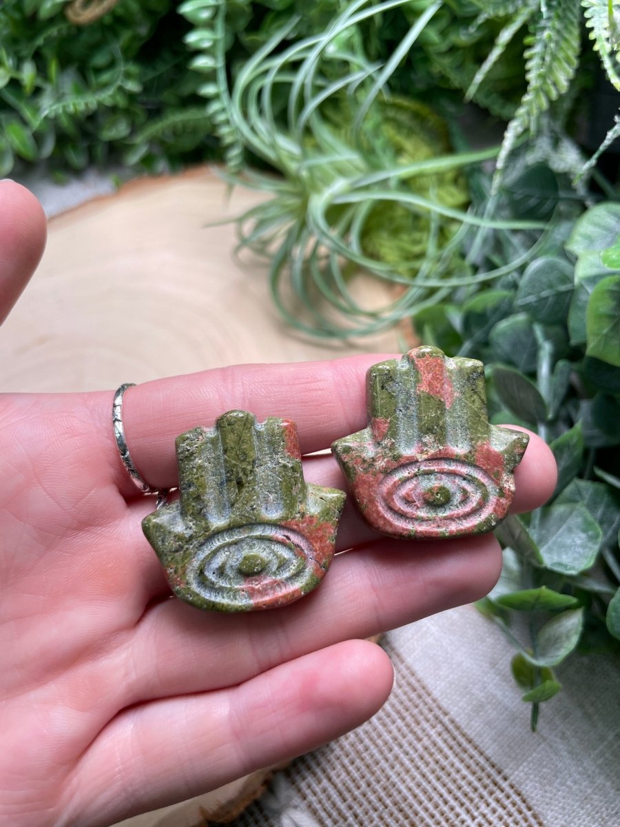 Crystal Hamsa | Copper Ashes