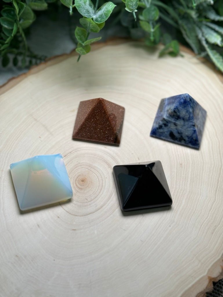 Crystal Pyramid | Copper Ashes