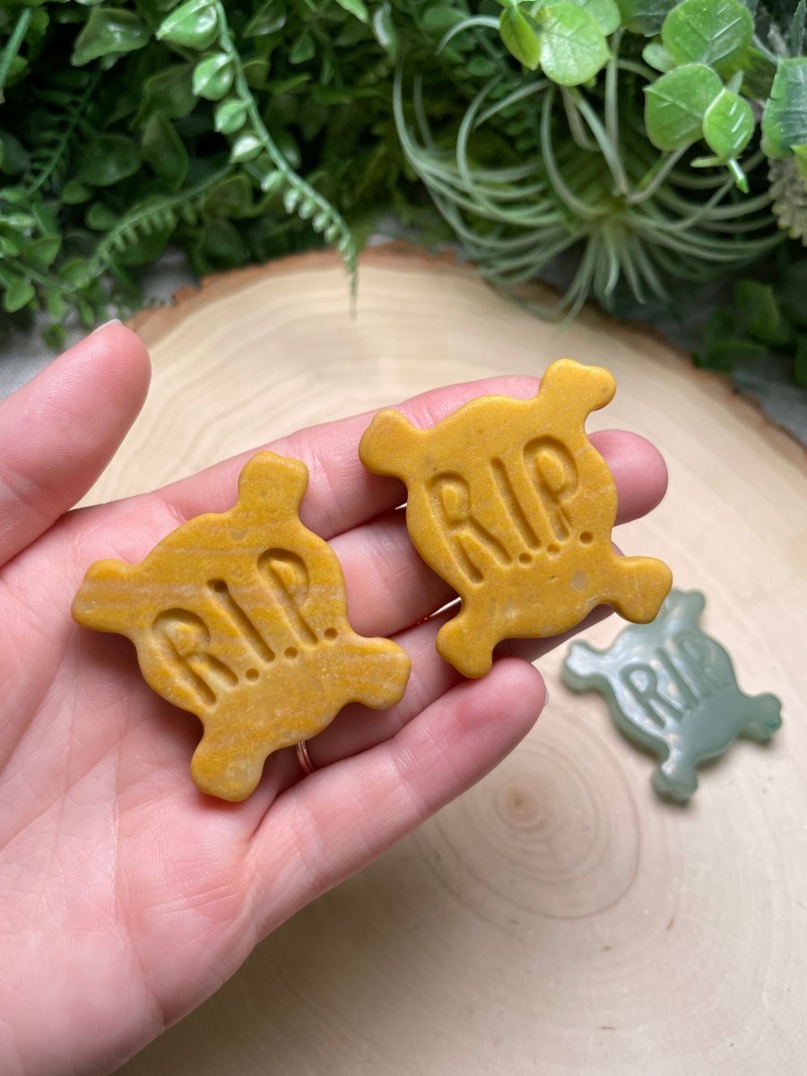 Crystal RIP Skull and Crossbones | Copper Ashes