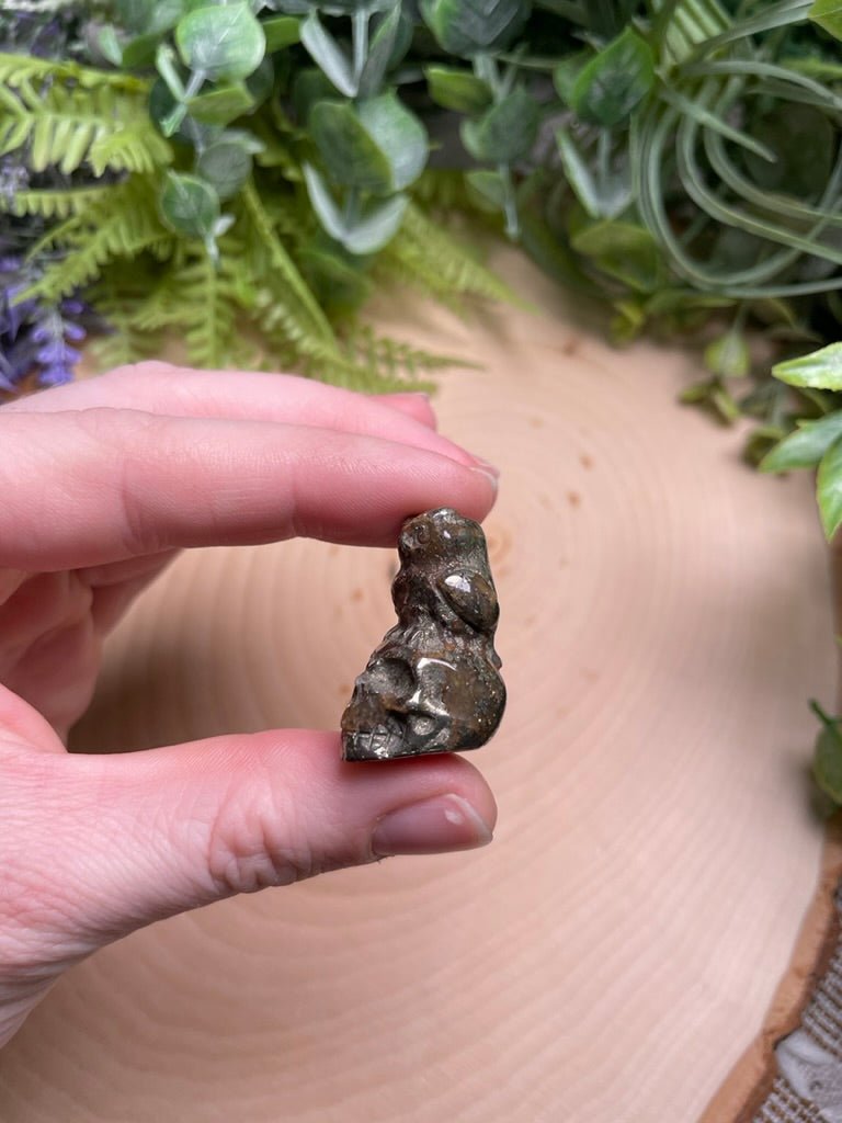 Crystal Skull with Owl | Copper Ashes