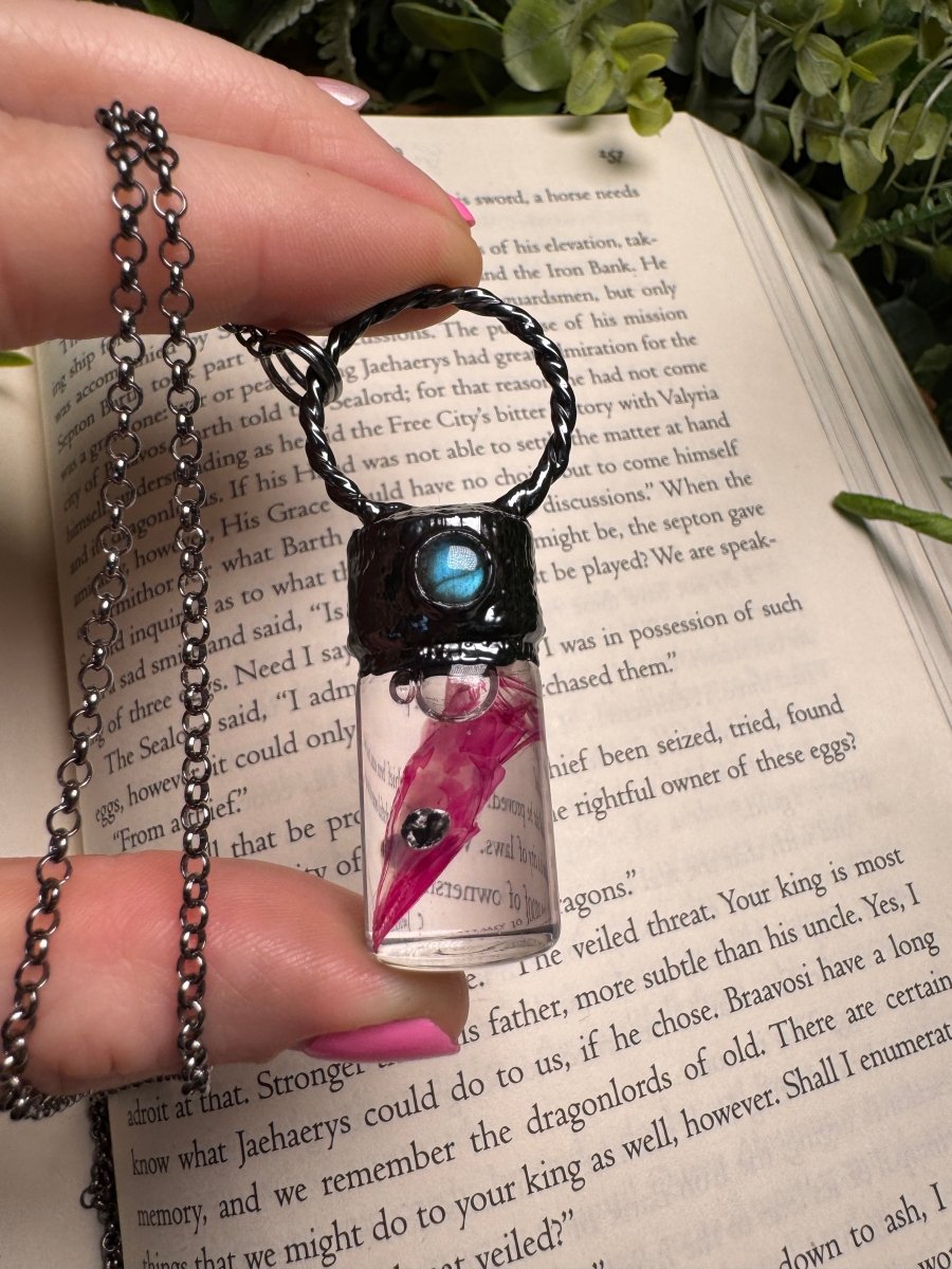 Diaphonized Eel Head and Labradorite Oddity Necklace | Copper Ashes