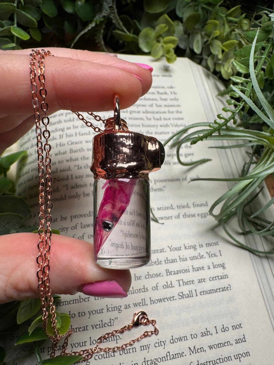 Diaphonized Eel Head and Labradorite Oddity Necklace | Copper Ashes