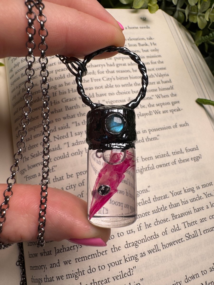 Diaphonized Eel Head and Labradorite Oddity Necklace | Copper Ashes