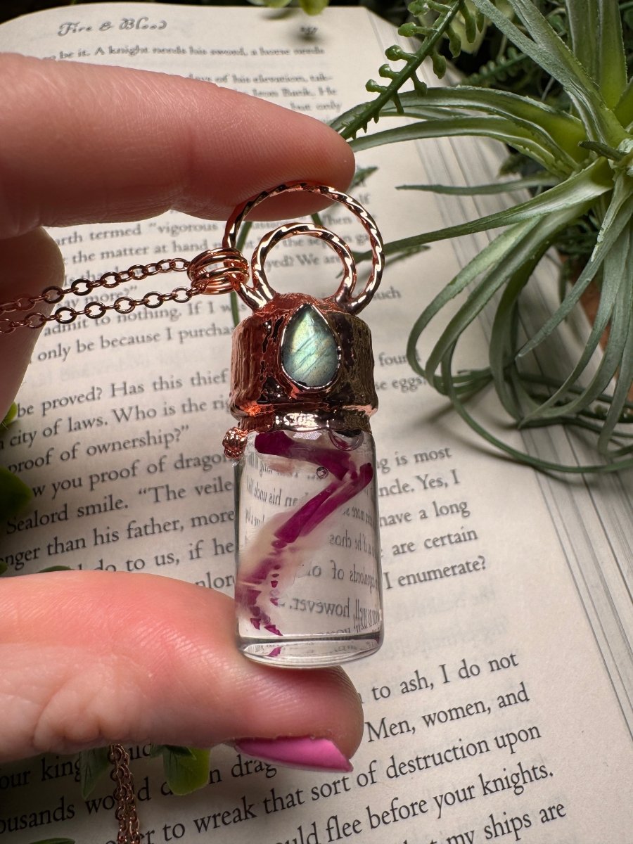 Diaphonized Rat Paw and Labradorite Oddity Necklace | Copper Ashes