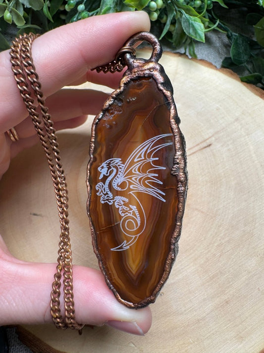 Dragon Engraved Agate Slice Necklace | Copper Ashes