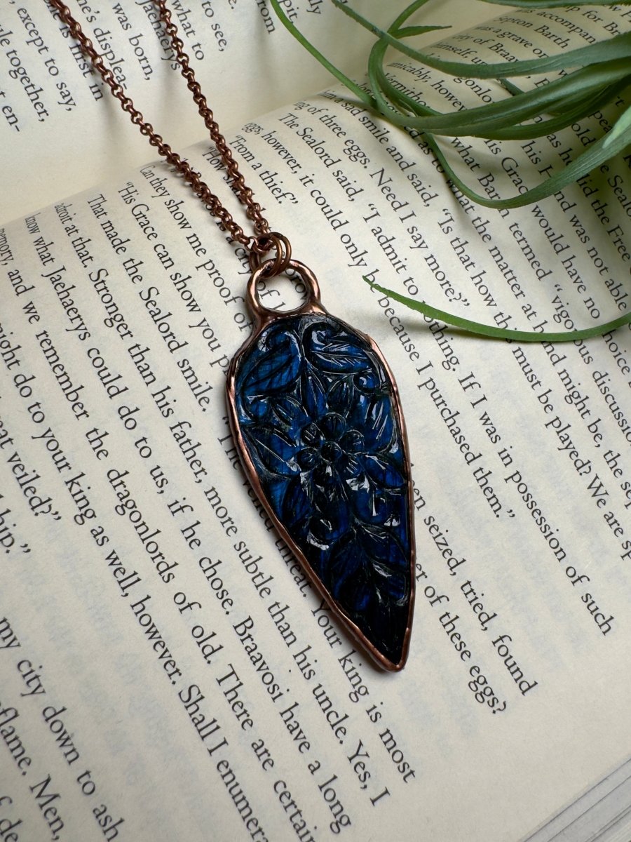 Floral Labradorite Necklace | Copper Ashes