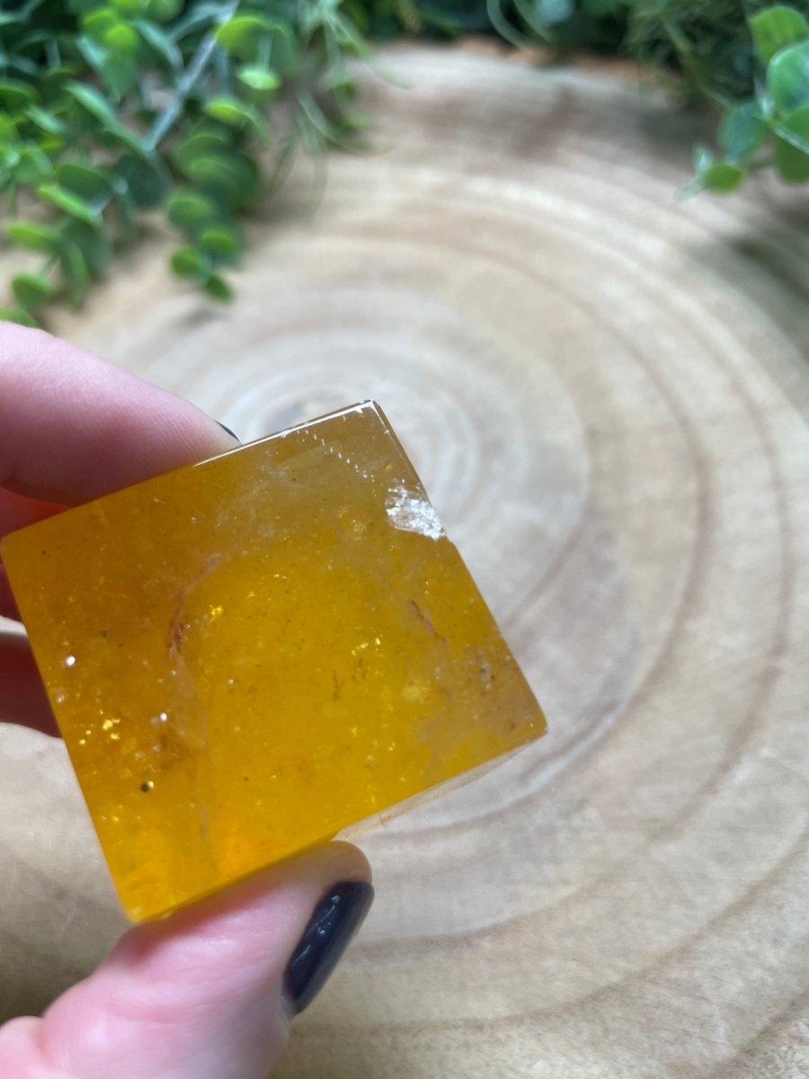 Fluorite Cube (chipped) | Copper Ashes