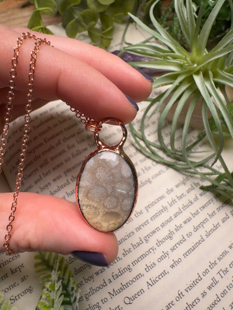Fossilized Coral Necklace | Copper Ashes