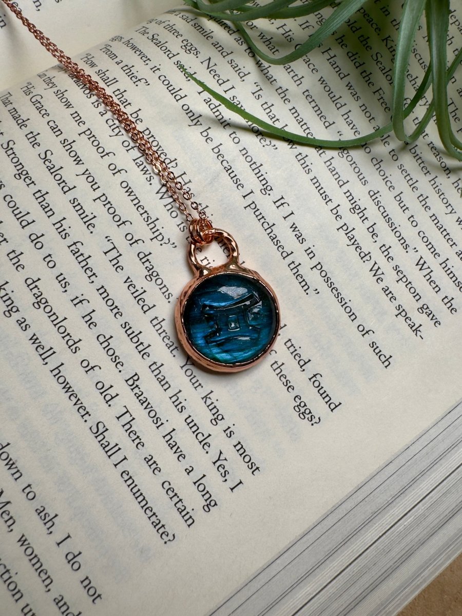Gemini Zodiac Sign Labradorite Necklace | Copper Ashes
