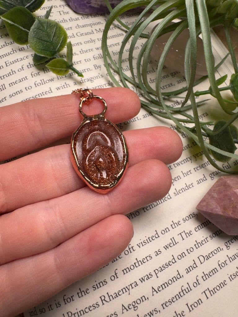 Goldstone Yoni Necklace | Copper Ashes