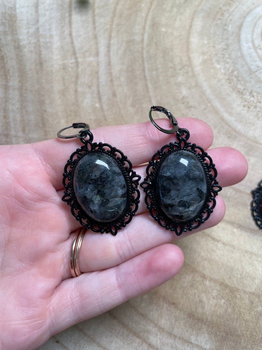 Gothic Style Crystal Earrings | Copper Ashes