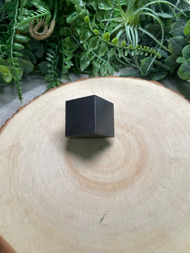 Graphite Cube | Copper Ashes
