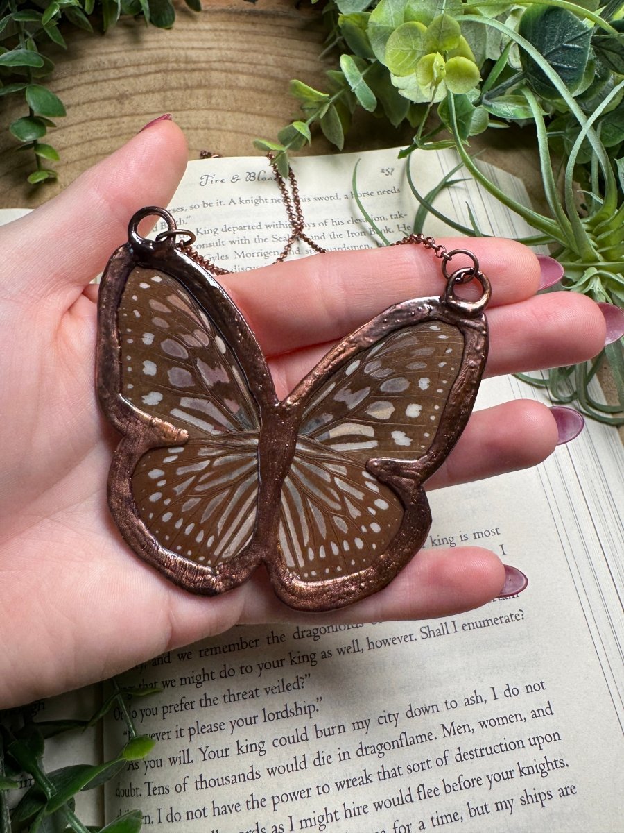 Green Agate and Butterfly Wing Statement Necklace | Copper Ashes