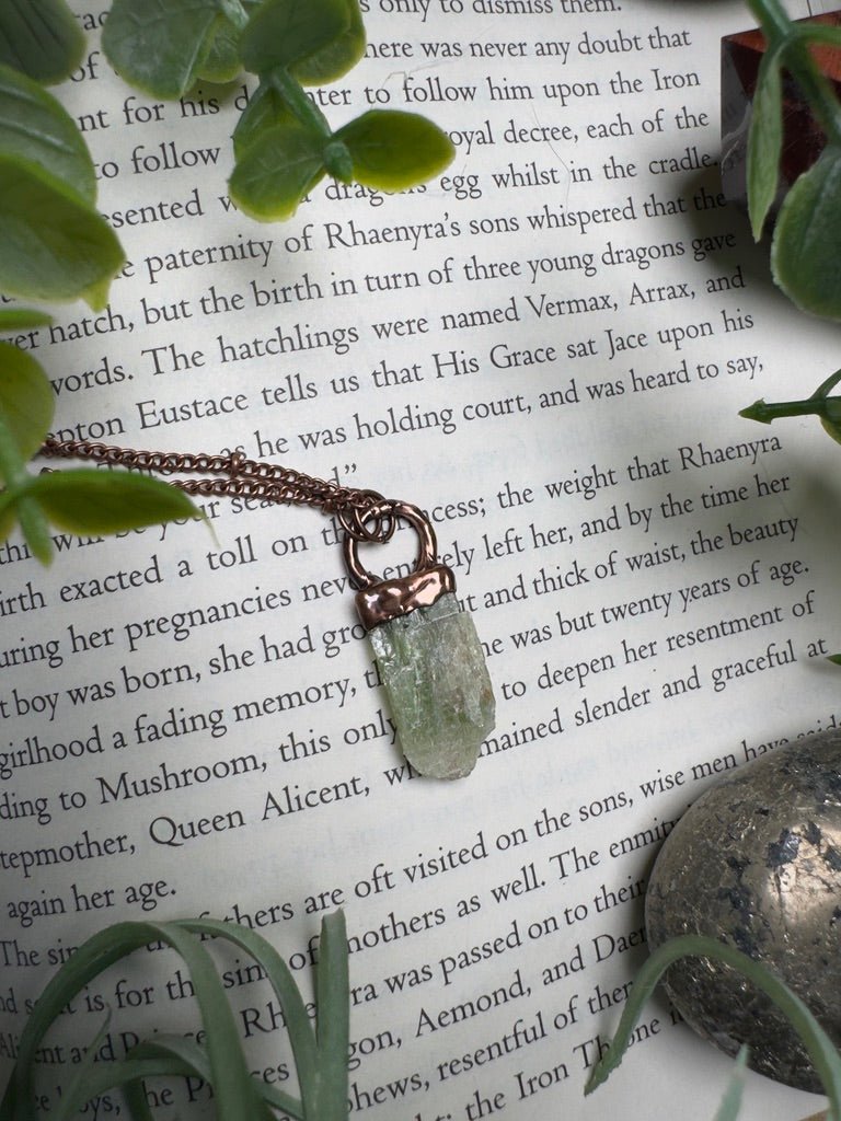 Green Kyanite Necklace | Copper Ashes