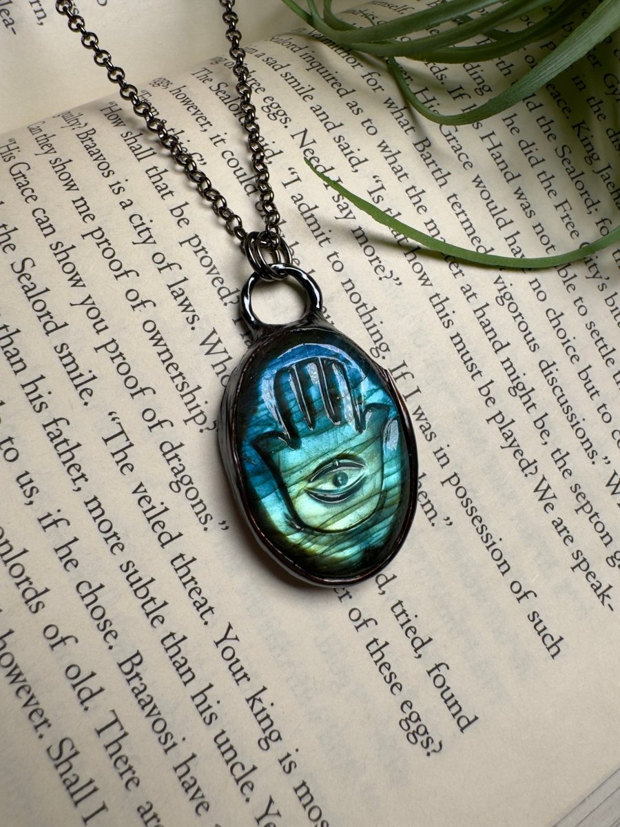 Hamsa Evil Eye Labradorite Necklace | Copper Ashes