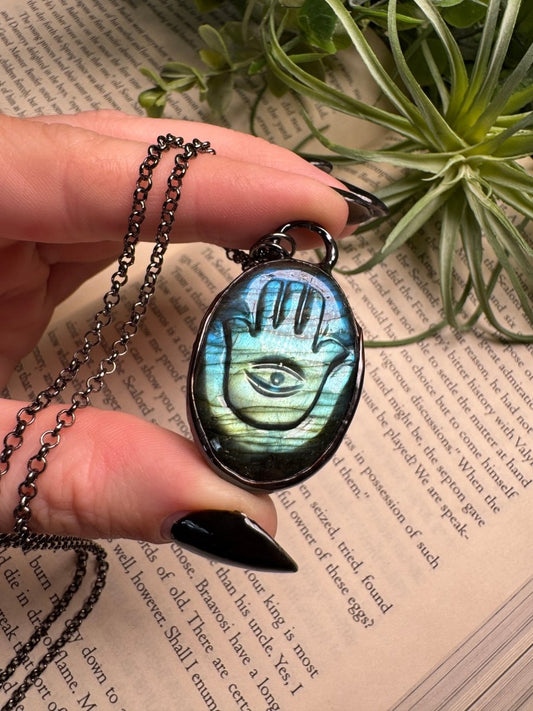 Hamsa Evil Eye Labradorite Necklace | Copper Ashes