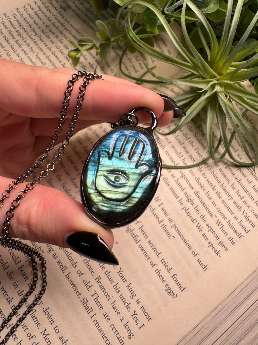Hamsa Evil Eye Labradorite Necklace | Copper Ashes
